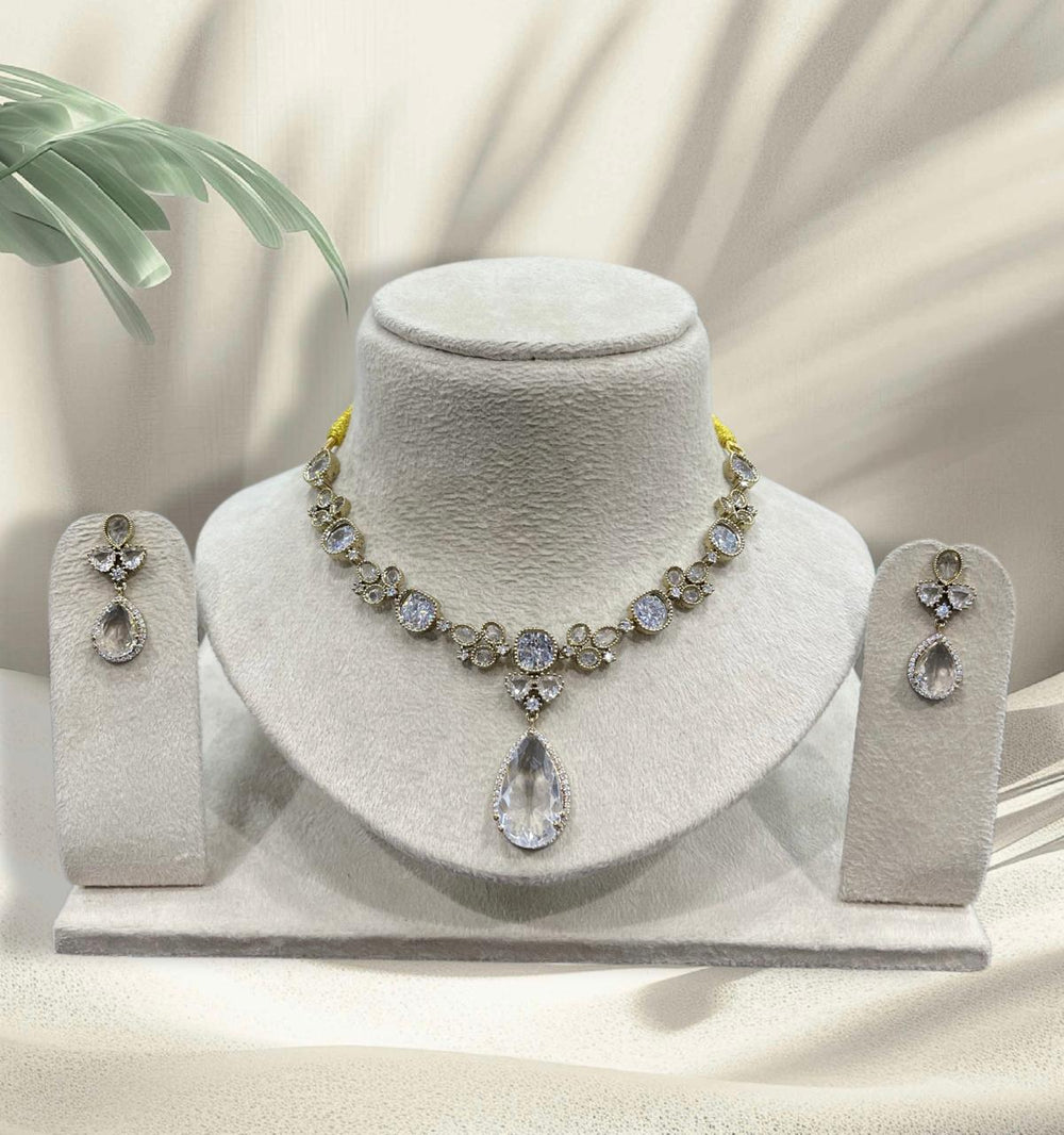 AD Stones Neckset