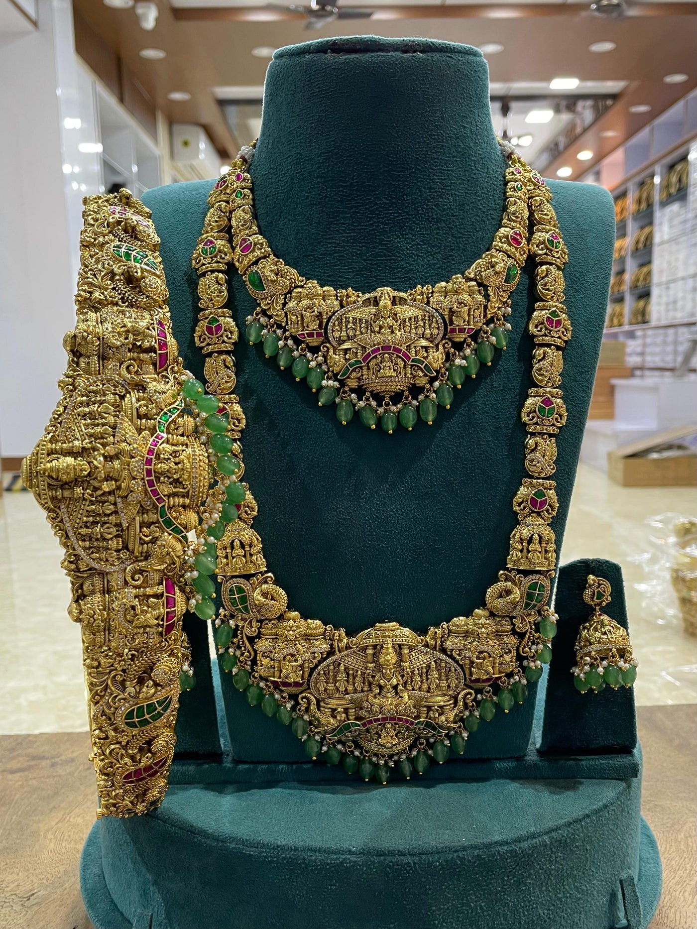 Nakshi Work with Kundan Stones Bridal Combo Set