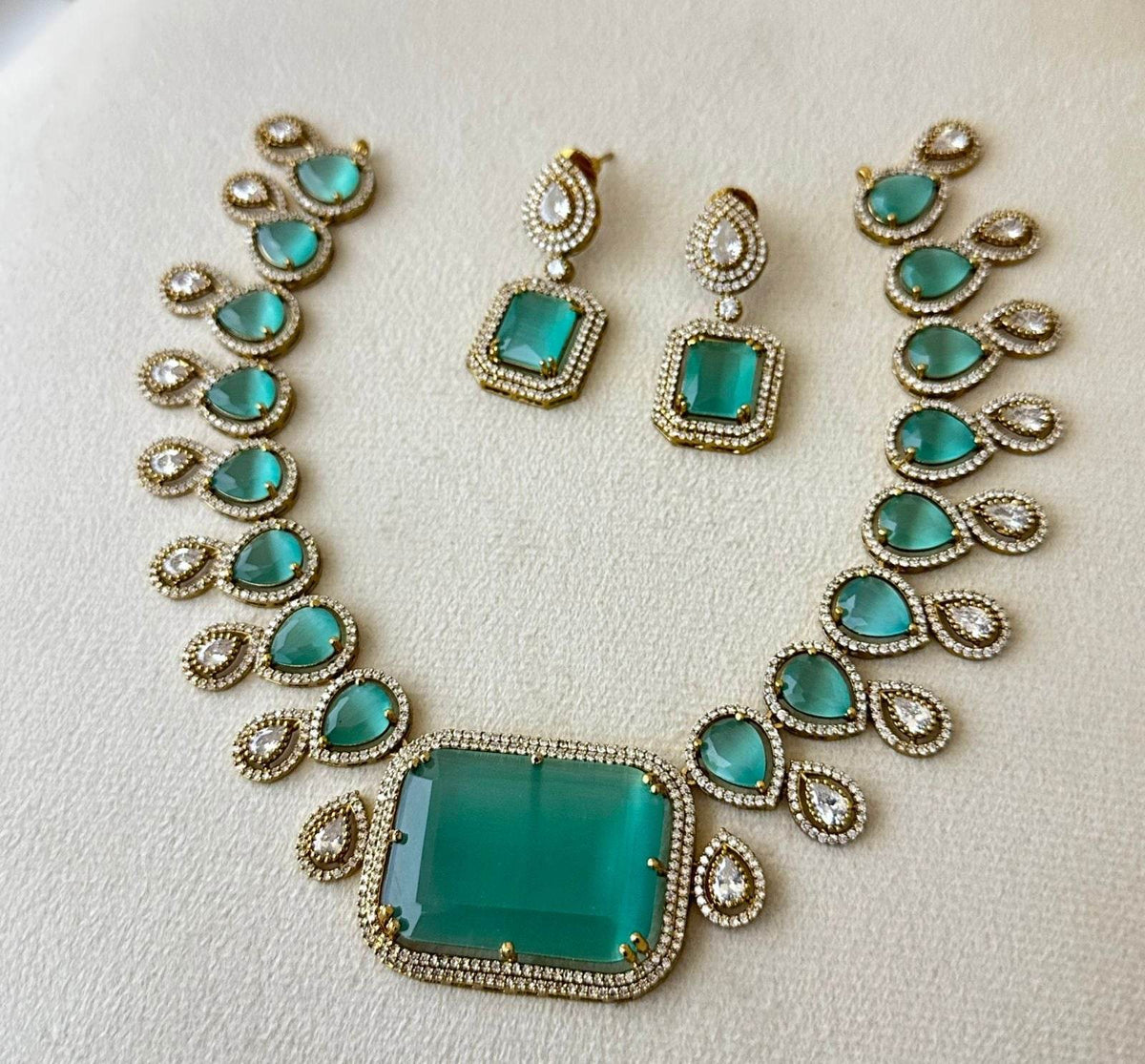 Victorian Polish with AD Stones Necklace