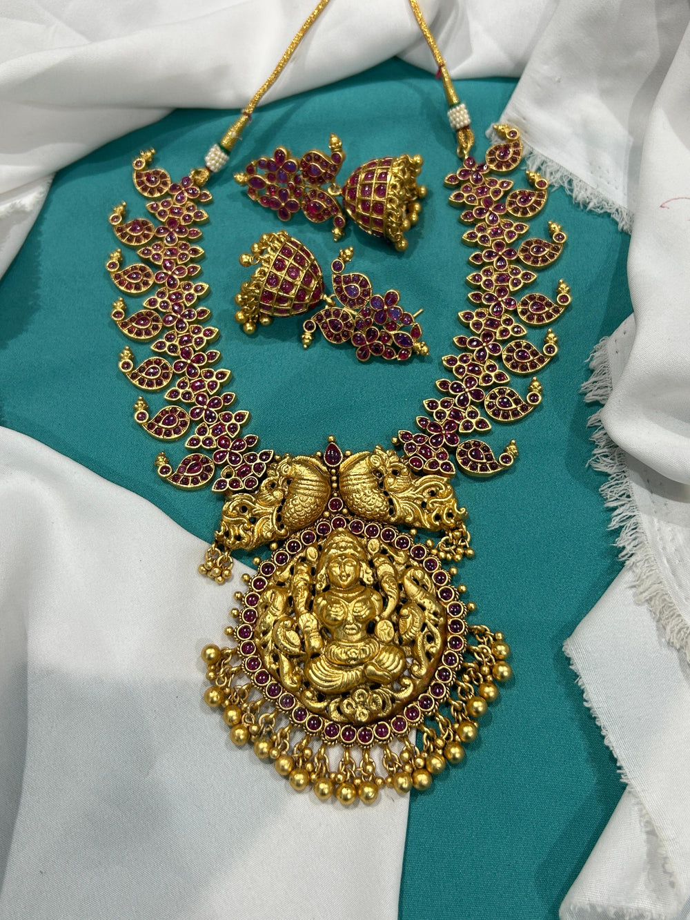 Nakshi Work with Kempu Stones Bridal Necklace