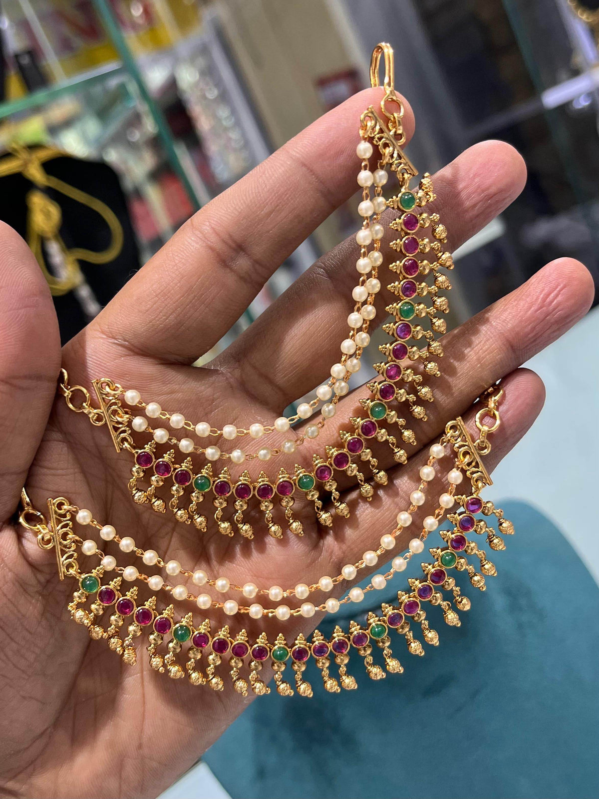 Premium Matt with Kempu Stones Ear Chains