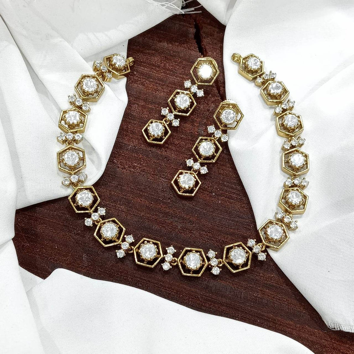 Mossianite Stones Necklace