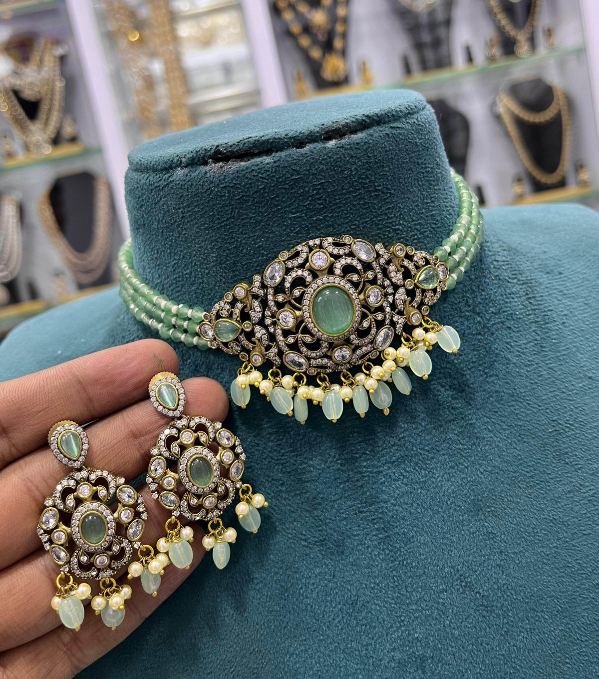 Victorian Polish AD Stones Choker