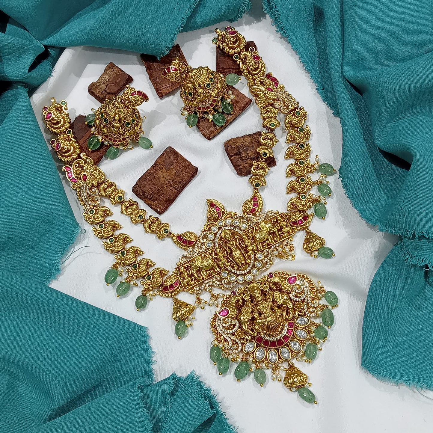 Nakshi Work with AD and Kundan Stones Bridal Necklace
