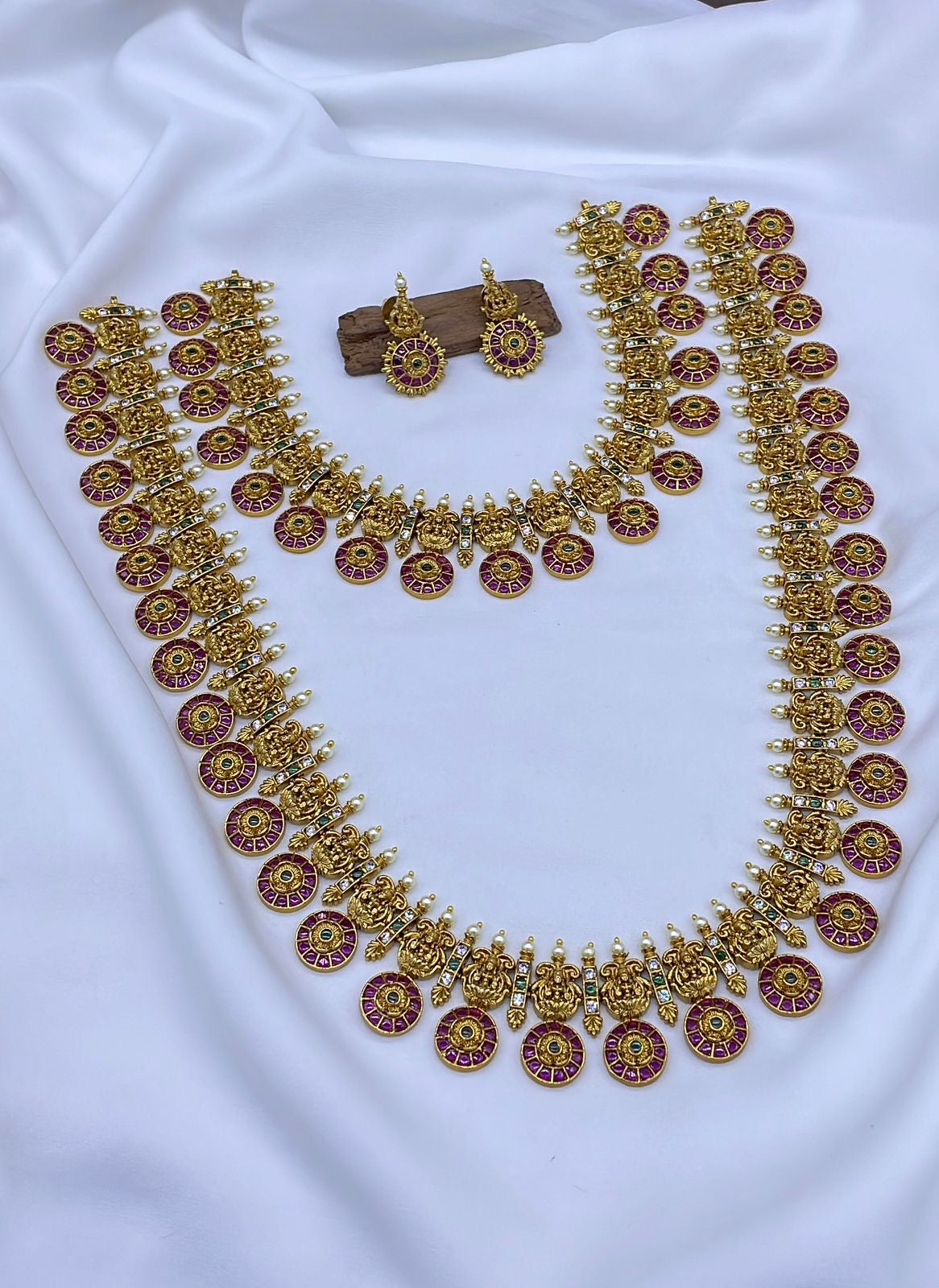 Premium Matt with Kempu Stones Combo Set