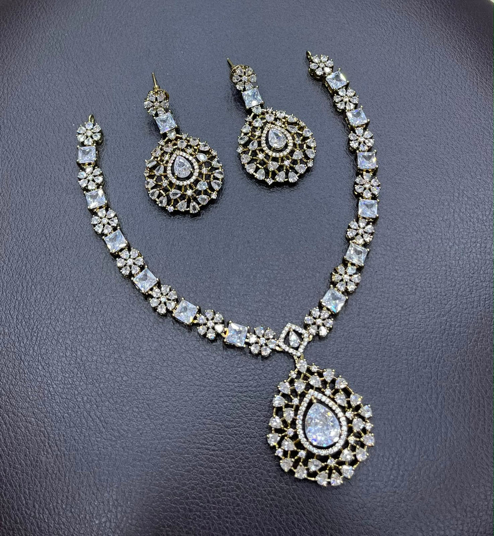 Victorian Polish AD Stones Necklace