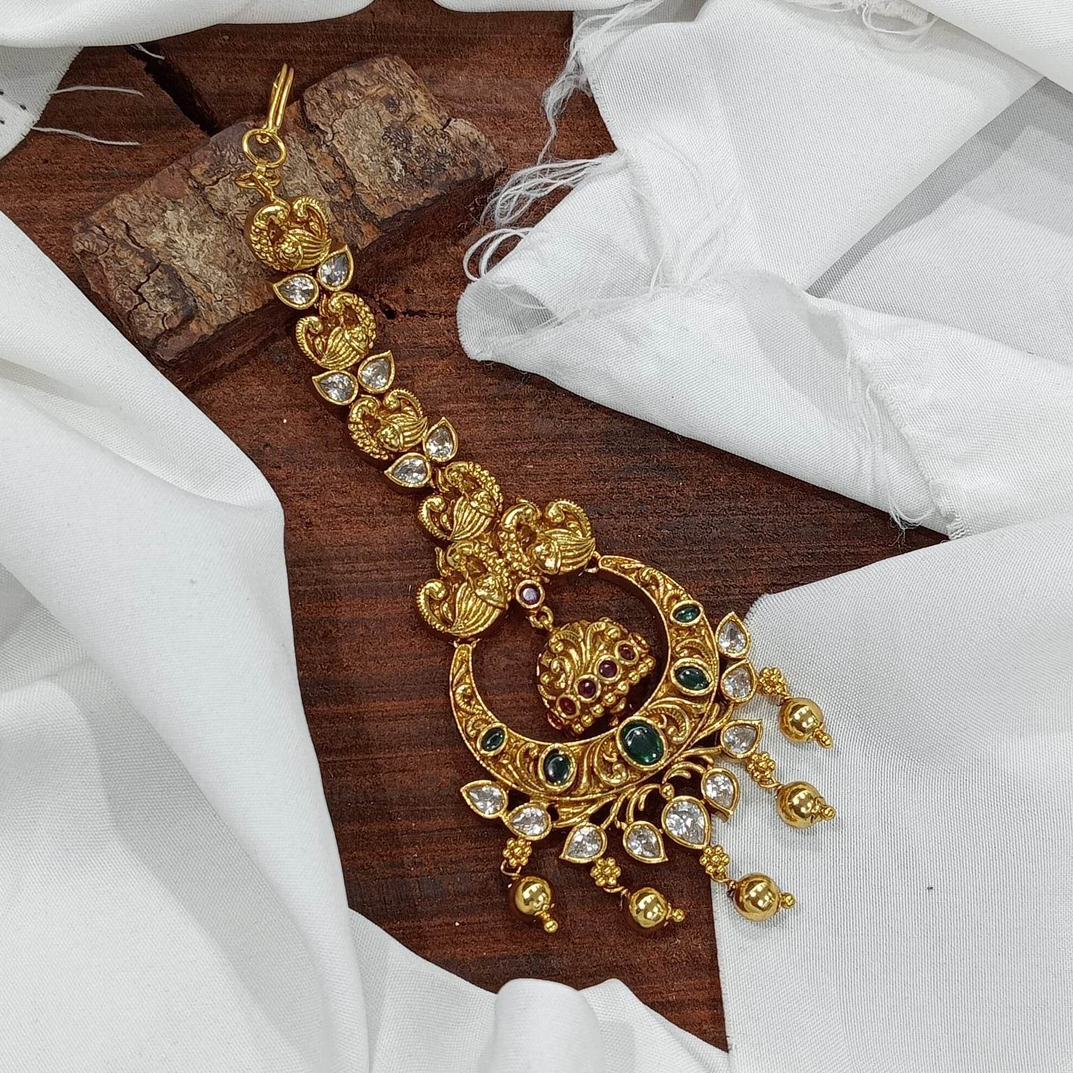 Premium Matt with Kempu Stones Tikka - Nakshatra Jewels