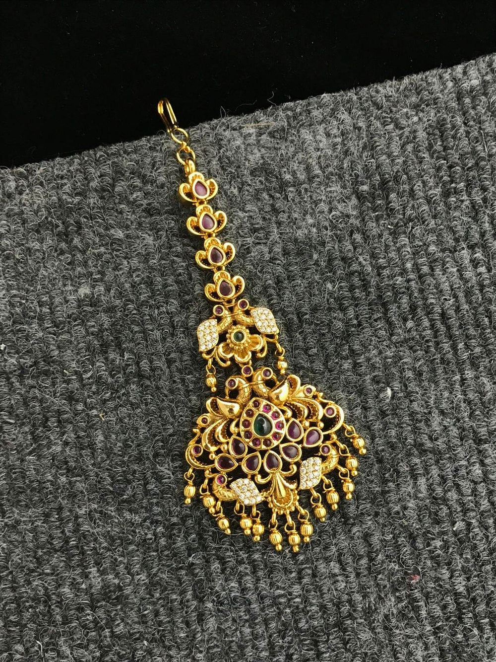 Nagasi work with Kempu Stones Tikka - Nakshatra Jewels