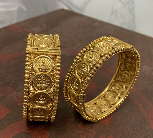 Nagasi Work with Kempu Stones Bangles (Openable) - Nakshatra Jewels