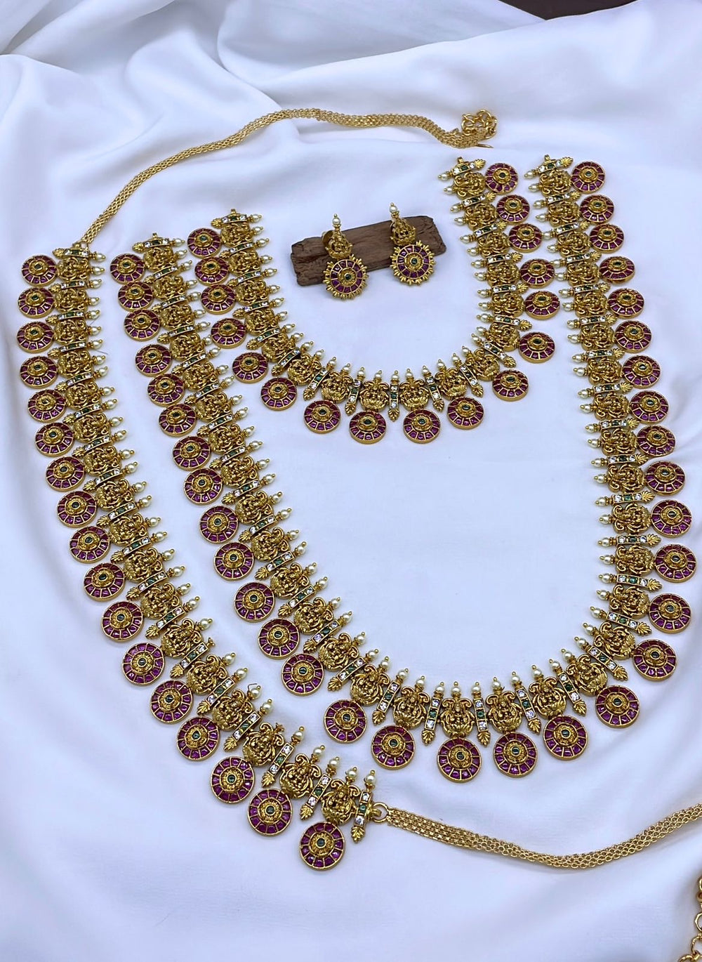 Premium Matt with Kempu Stones Bridal Set