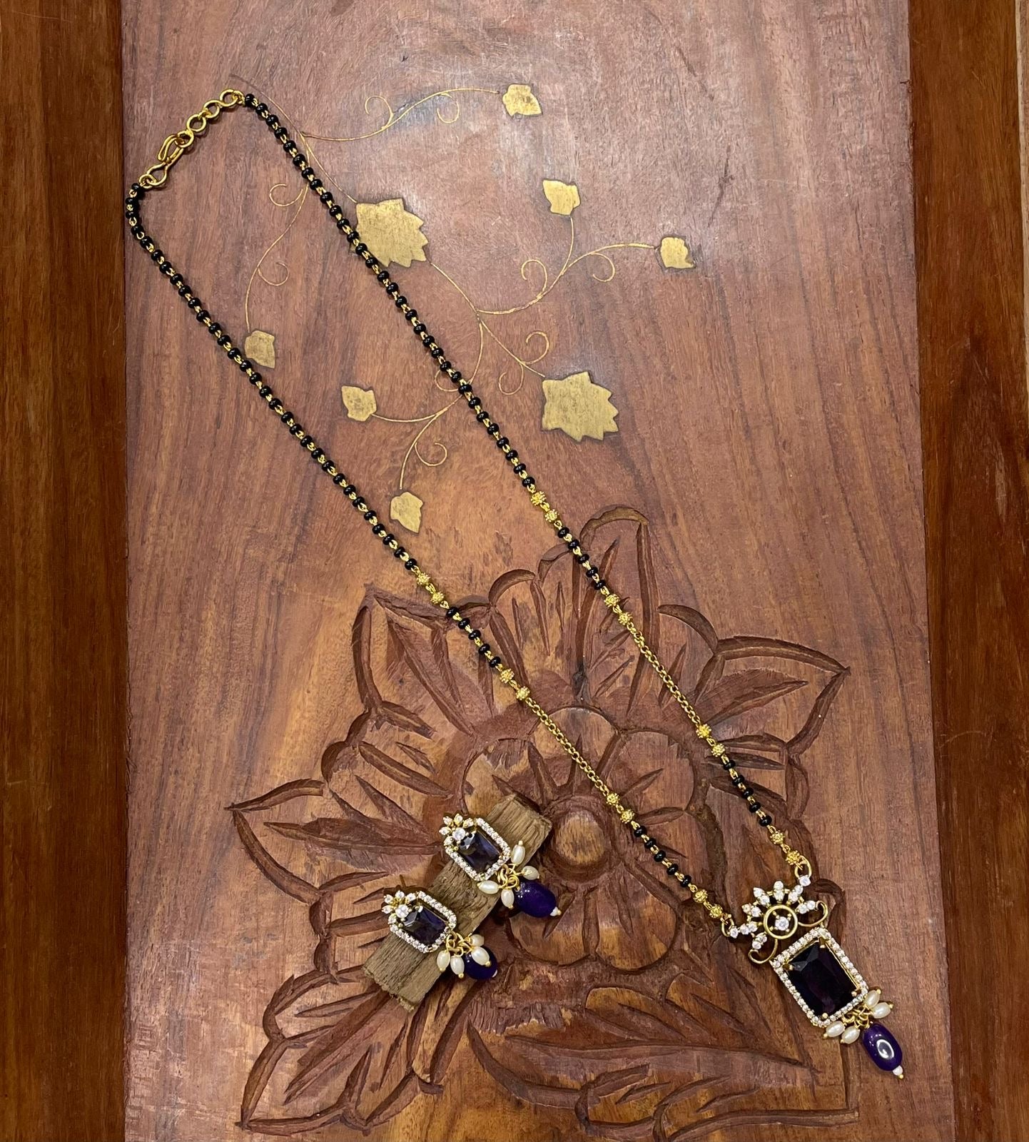 Black Beads Necklace