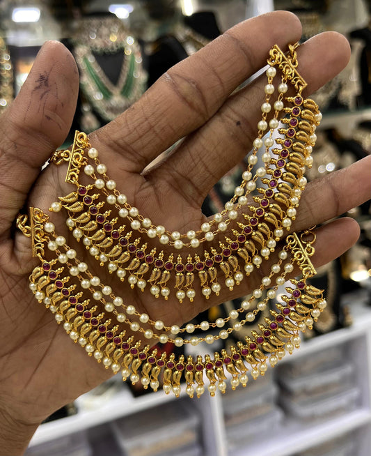 Premium Matt with Kempu Stones Ear Chains