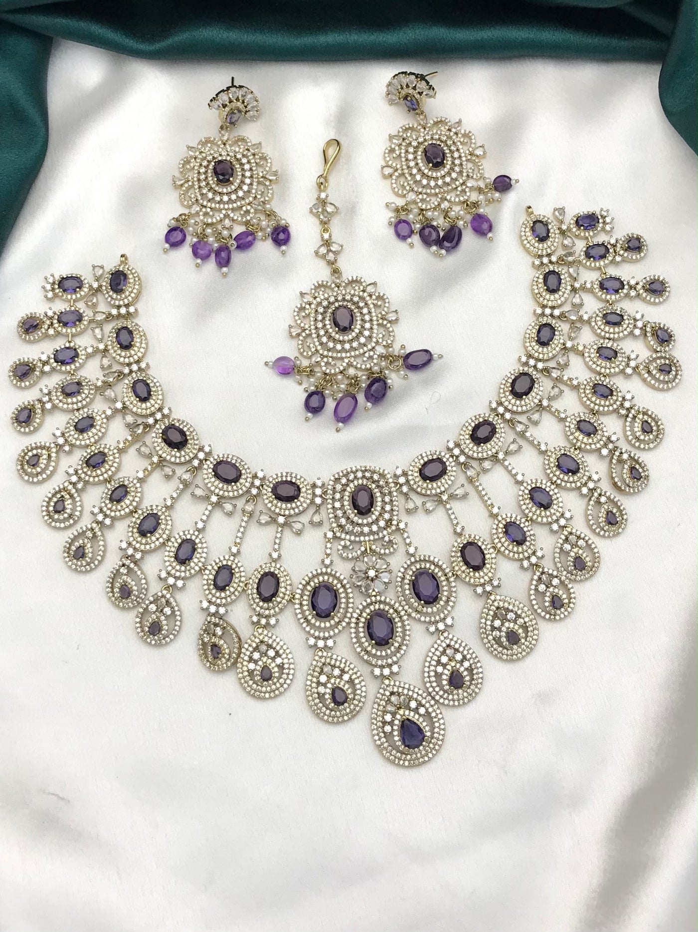 Victorian Polish with AD Stones Bridal Neck Set