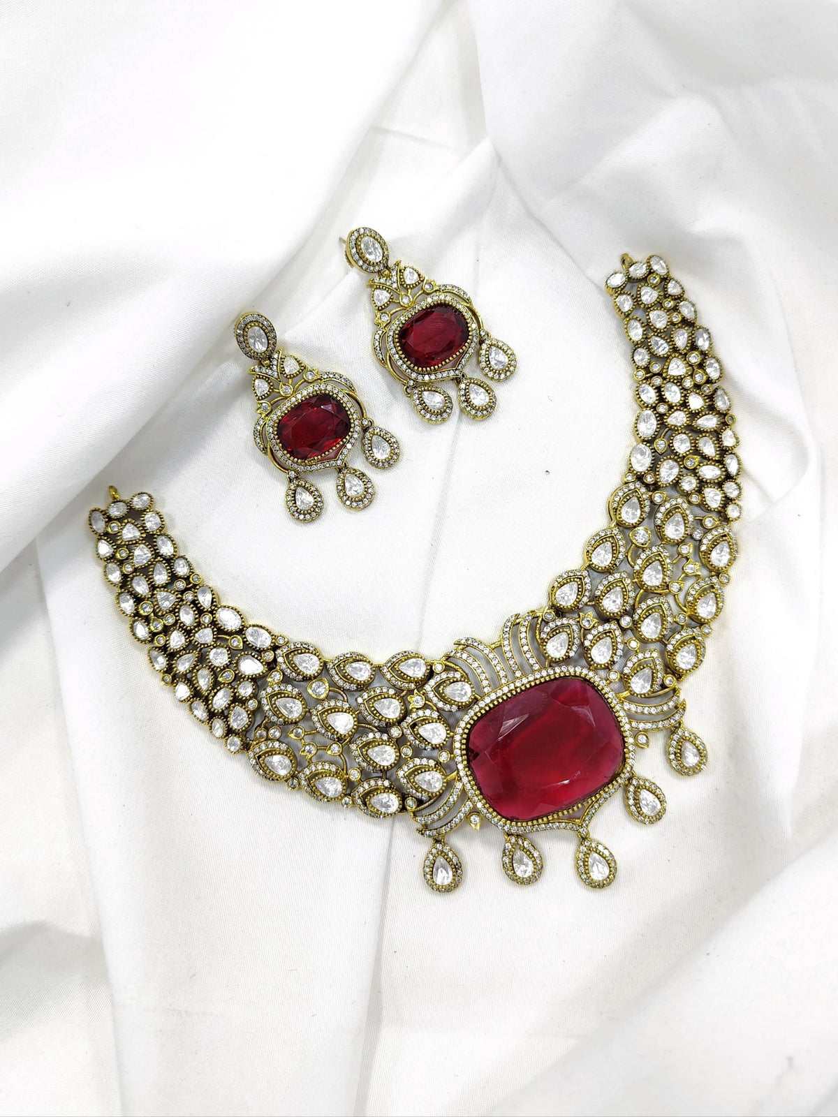 Victorian Polish with Mossianite Stones Bridal Neck Set