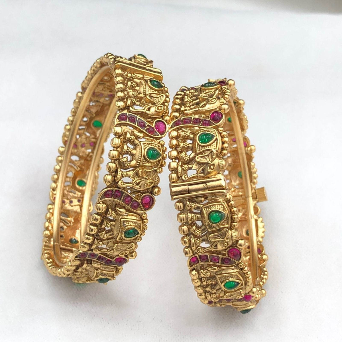 Premium Matt with Kempu Stones Bangles