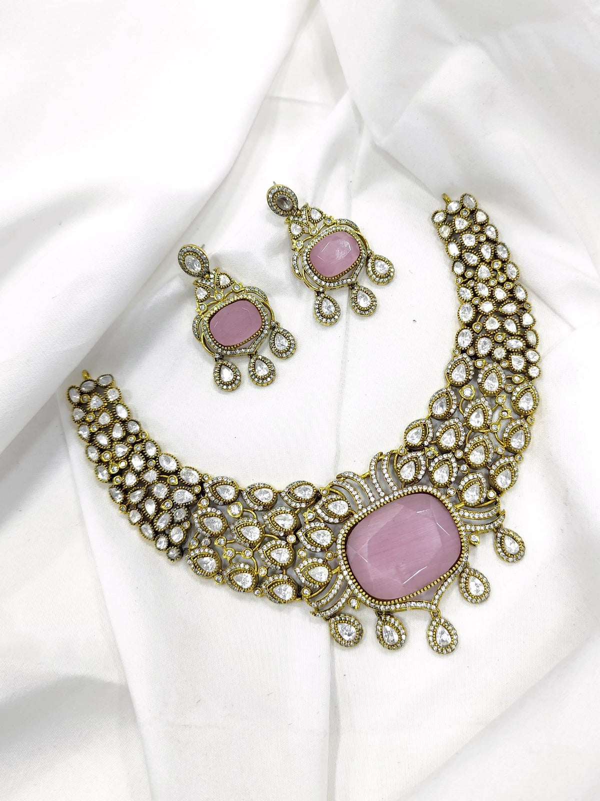 Victorian Polish with Mossianite Stones Bridal Neck Set