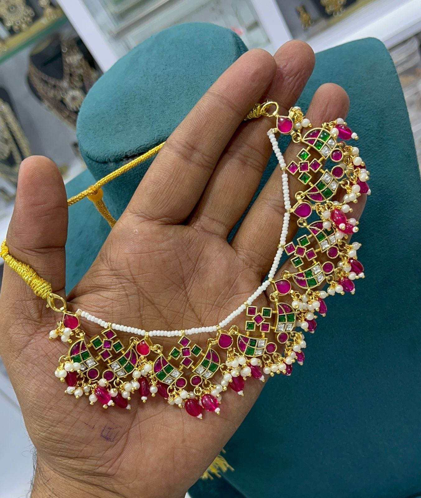 Jaadu Kundan Stones Necklace