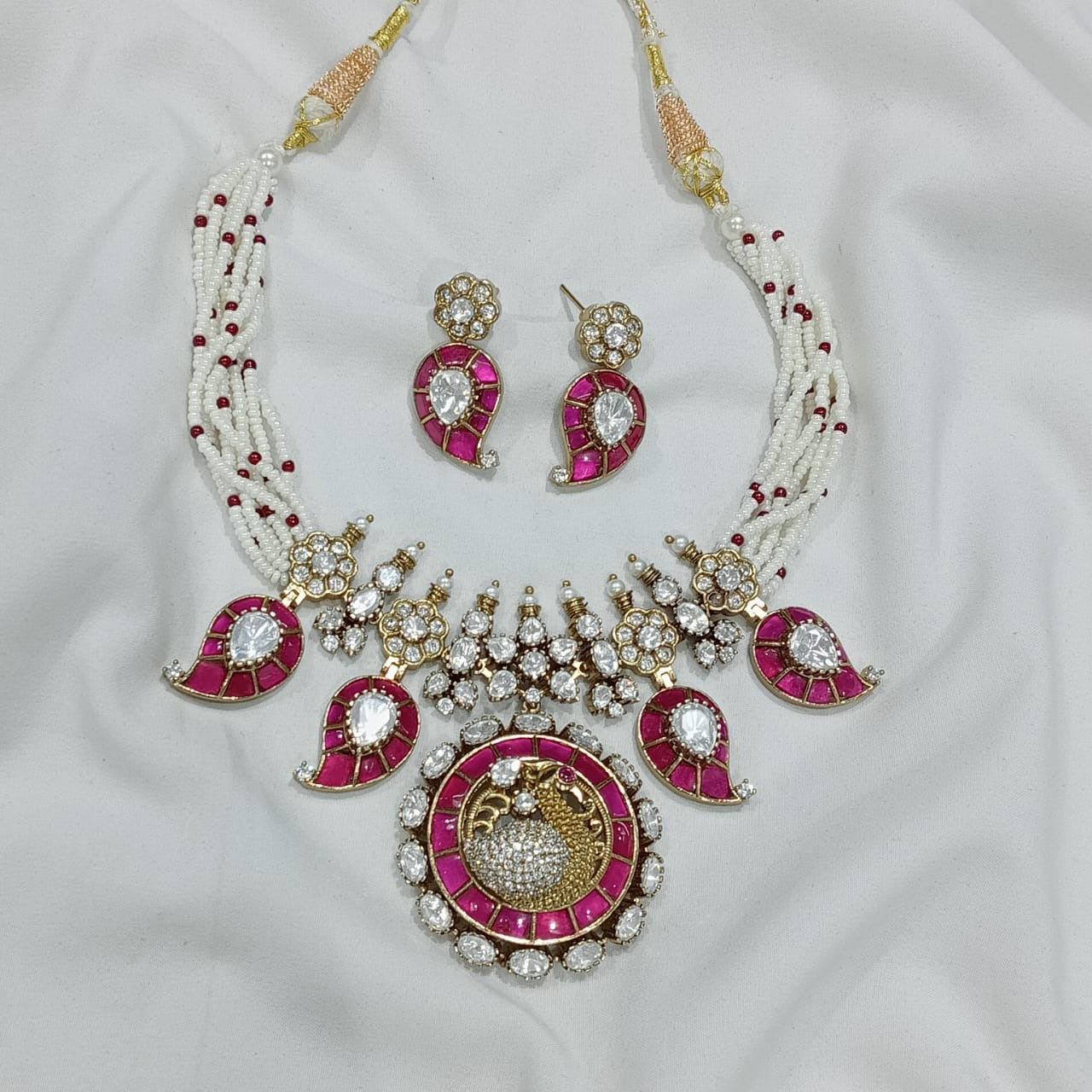 Kundan & Moissanite Stones Bridal Neck Set