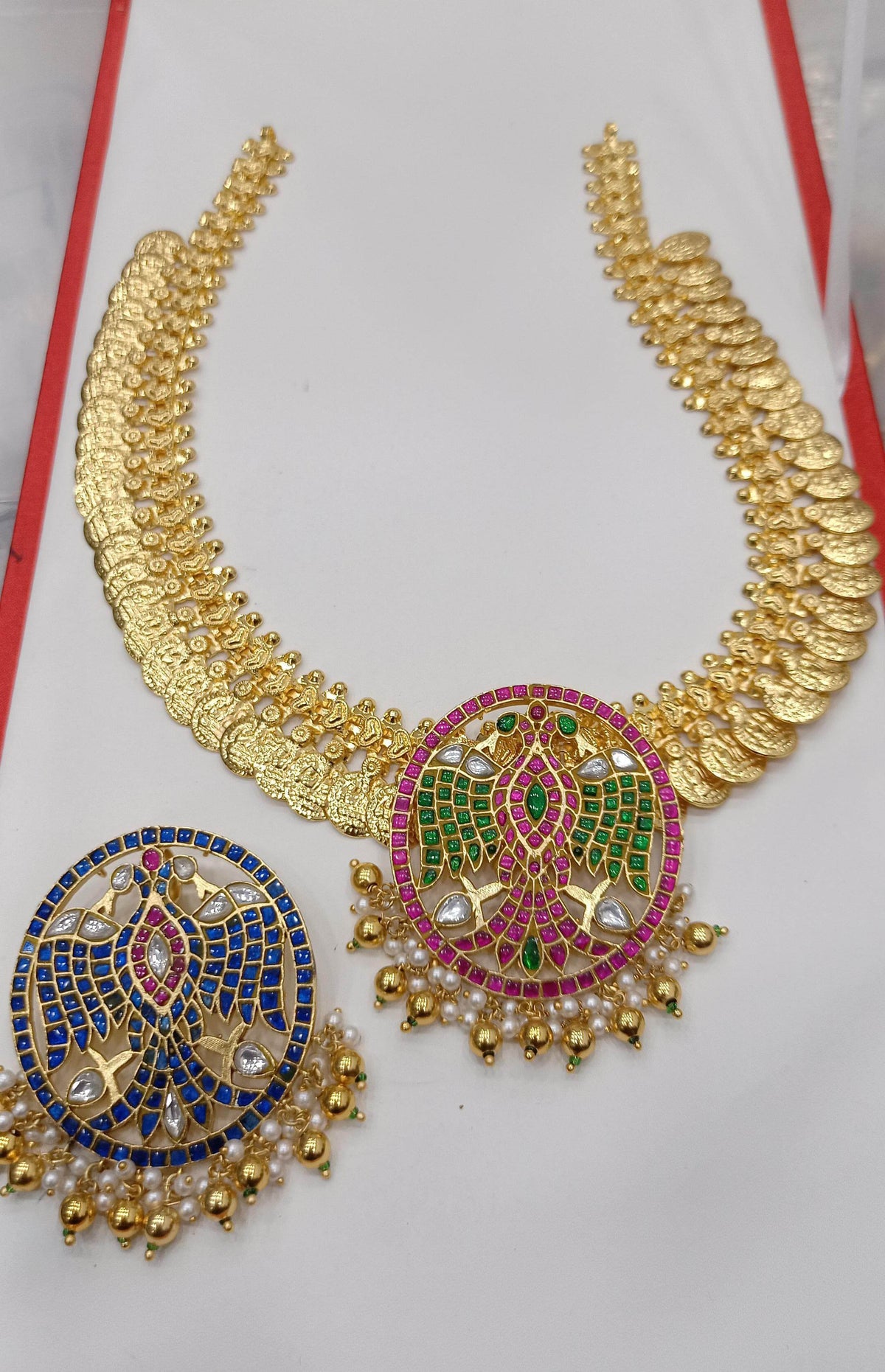Nakshi Work Kasu mala with Jaadu Kundan Stones Pendent Haram