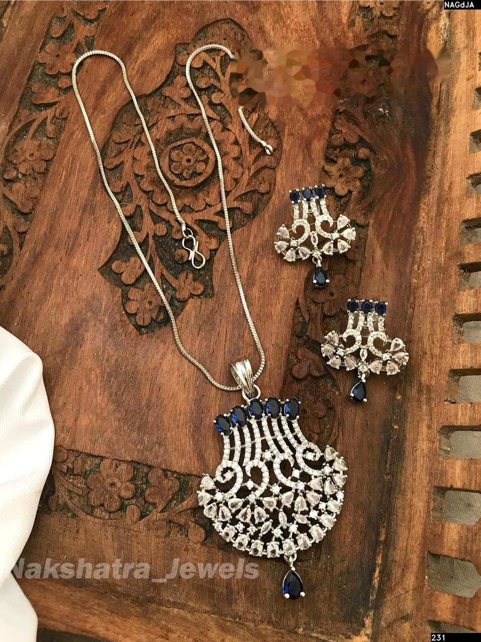 AD Stones Pendent Set with Chain