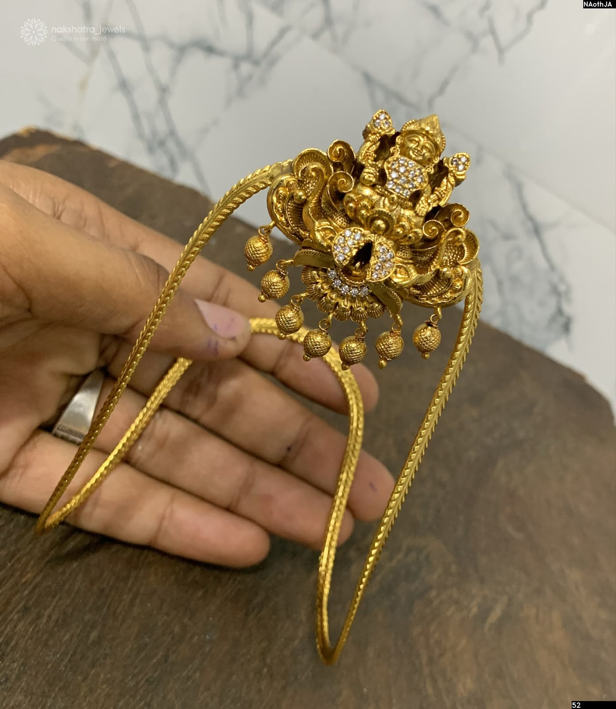 Nakshi Work with Kempu Stones Bridal Vanki