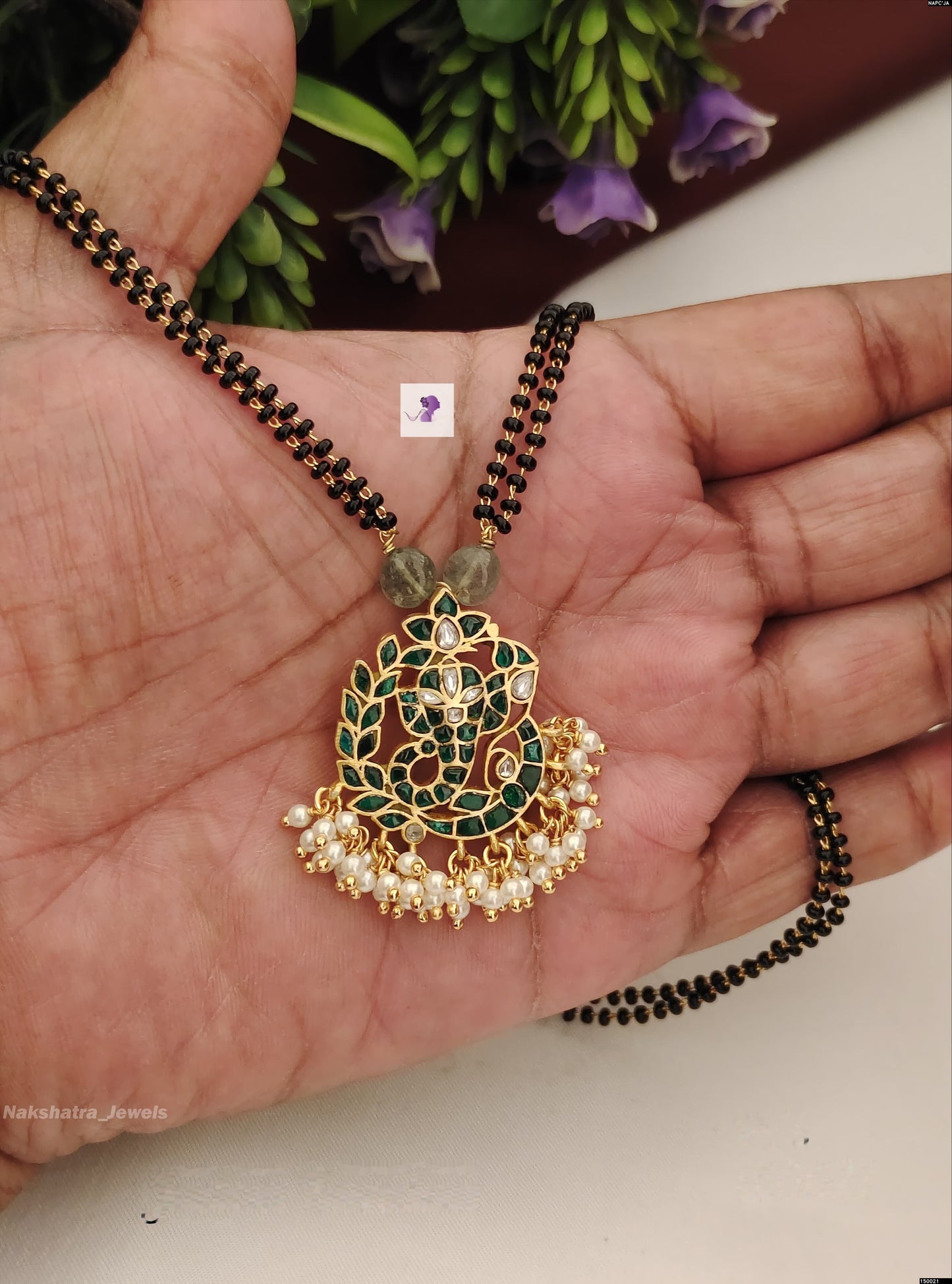 Jadau Kundan Stones Pendent with Black Beads Necklace