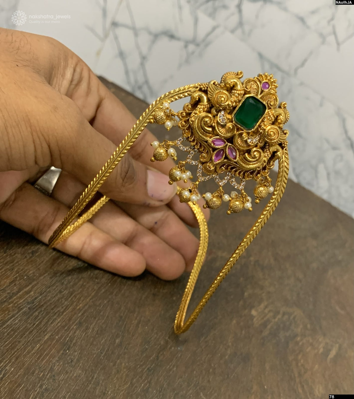 Nakshi Work with Kempu Stones Bridal Vanki
